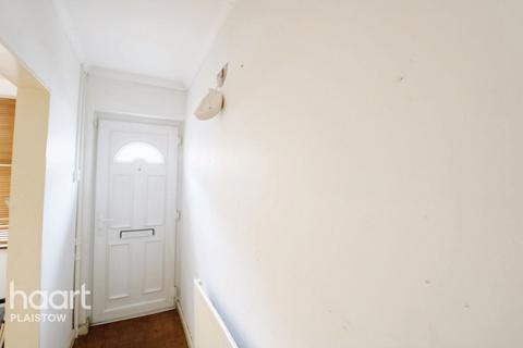 5 Garfield Road, London, E13 8EN