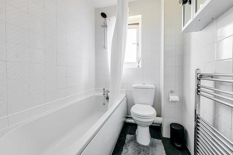 45 Caversham Avenue, Shoeburyness, Southend-on-sea, SS3 8TX