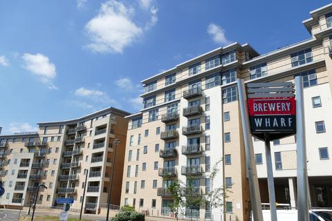 2 bedroom flat to rent, Balmoral Place, Brewery Wharf, Bowman Lane, Leeds, UK, LS10