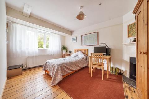 31 Gloucester Place, Witney, OX28 6LB