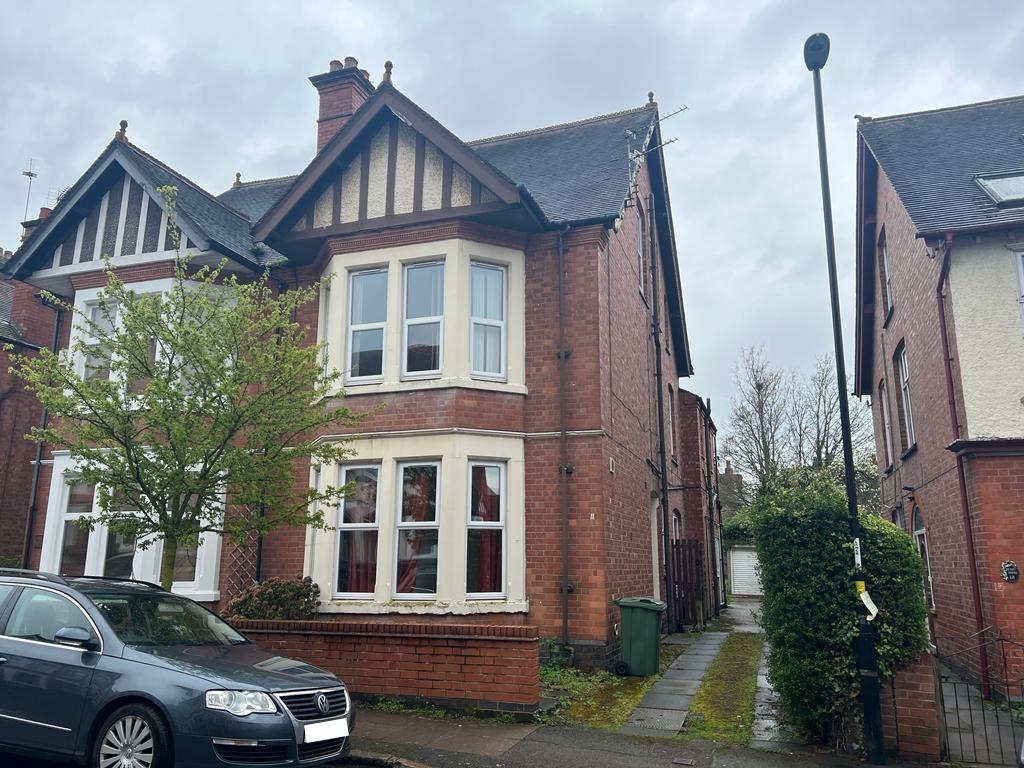 11 Spencer Avenue, Earlsdon... 6 bed semidetached house £380,000