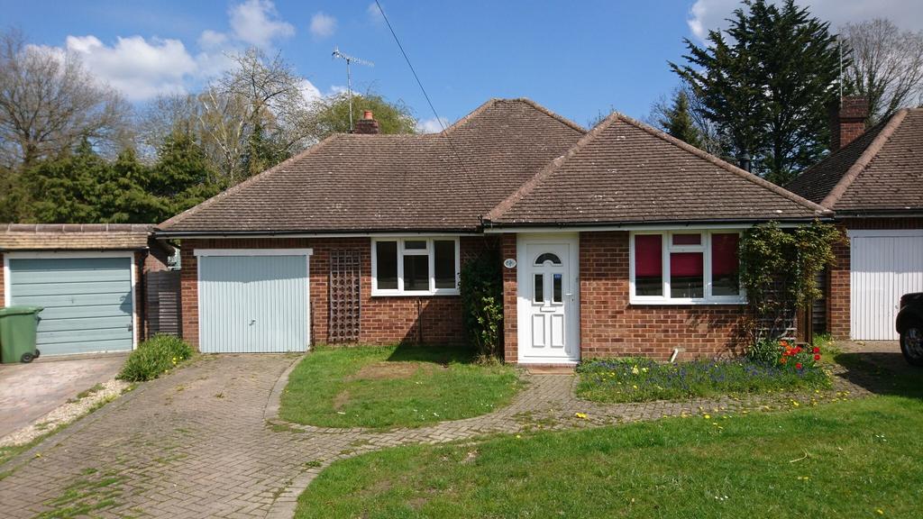 Edenbridge, Kent, TN8 2 bed bungalow for sale £495,000
