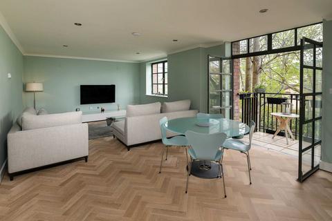 undefined, Beehive Yard, Walcot Street