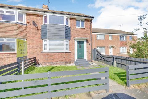 3 bedroom semi-detached house for sale, Newington Close, Southend-on-sea, SS2