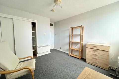 2 bedroom flat to rent, Lonsdale Court, Jesmond, Newcastle upon Tyne, NE2