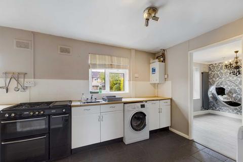 147 Long Chaulden, Hemel Hempstead, HP1 2JH
