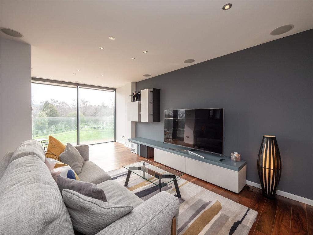 Apartment in Edinburgh, Haymarket, West End - View 2