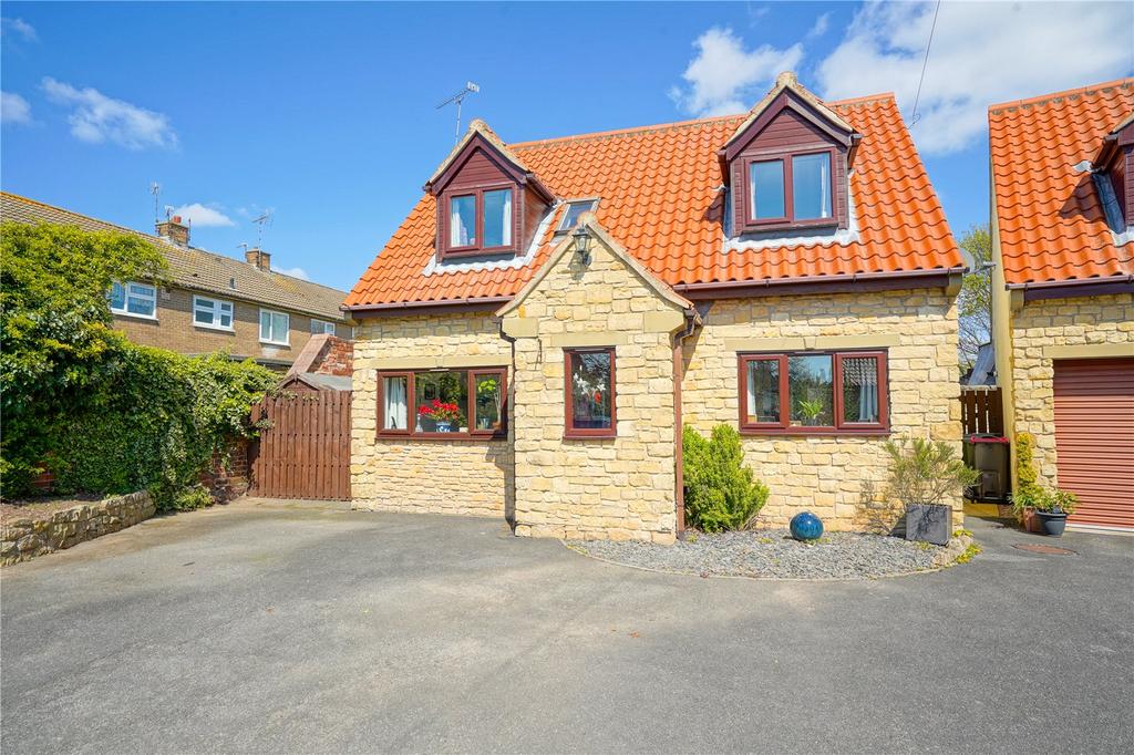 The Croft, Abbey Close, LaughtonEnLeMorthen, Sheffield, S25 3 bed