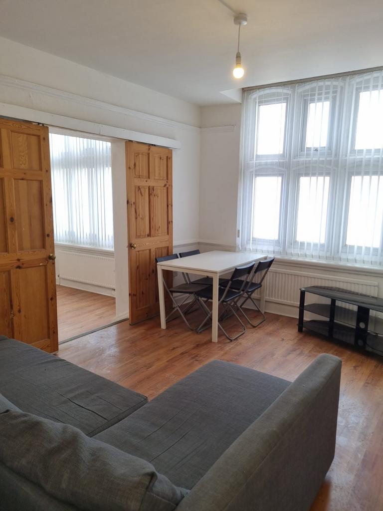 Linacre Lane, Bootle, L20 1 bed flat £425 pcm (£98 pw)