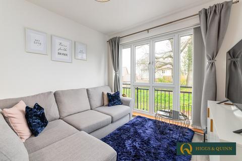 Flat 1, 36 Consort Drive, Leatherhead, KT22 0AS