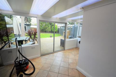 18 Gloucester Road, Feltham, TW13 5BZ