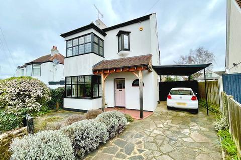 3 bedroom detached house for sale, Southbourne Grove, Westcliff-on-Sea SS0