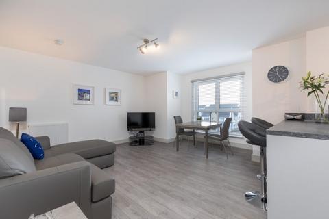 2 bedroom flat for sale - Hawk Avenue, Newton Mearns