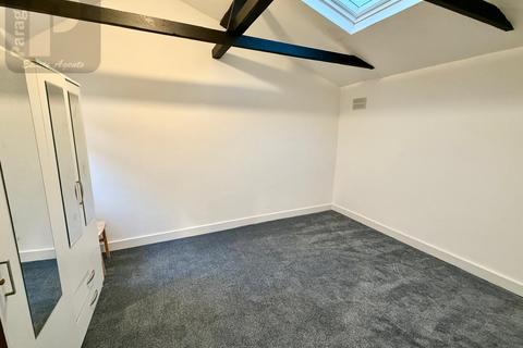 1 bedroom maisonette to rent, Woodcock Hill, Kenton, Harrow HA3