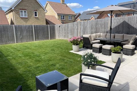 2 bedroom semi-detached house for sale, Juniper Close, Wrecclesham, Farnham, Surrey, GU10