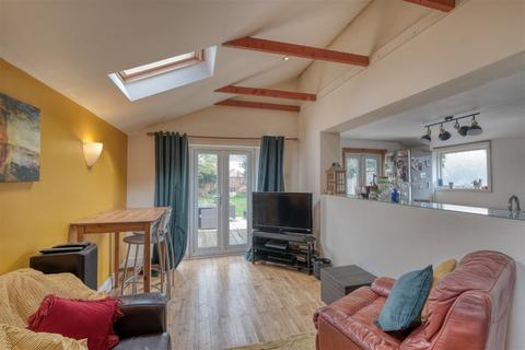 12 New Road, Astwood Bank, Redditch, B96 6AW