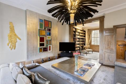 16 Hereford Square, London, SW7 4TS