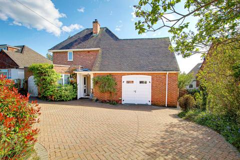 3 bedroom detached house for sale, Highdown Avenue, Emmer Green, Reading