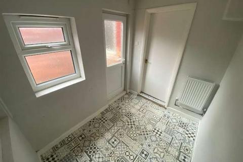 2 bedroom terraced house to rent, Upton Street, Middlesbrough