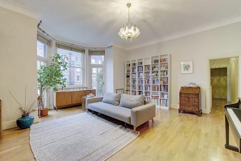 2 bedroom flat for sale, Langland Mansions, Hampstead, London, NW3