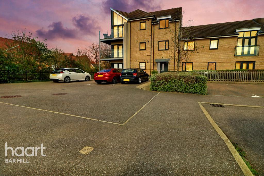 Westland Close, Cambridge 2 bed apartment for sale £220,000