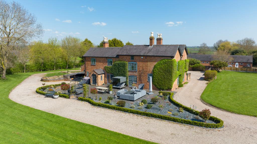 Ash Lane, Etwall, Derbyshire DE65 6HT 6 bed detached house for sale £