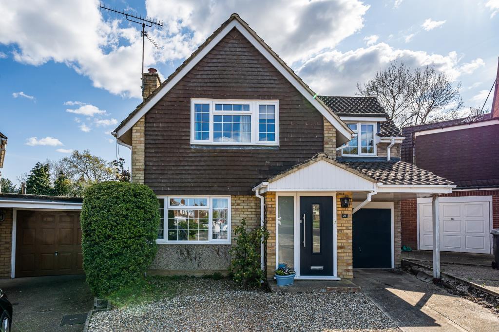Woodley, Berkshire, RG5 4 bed detached house for sale £650,000