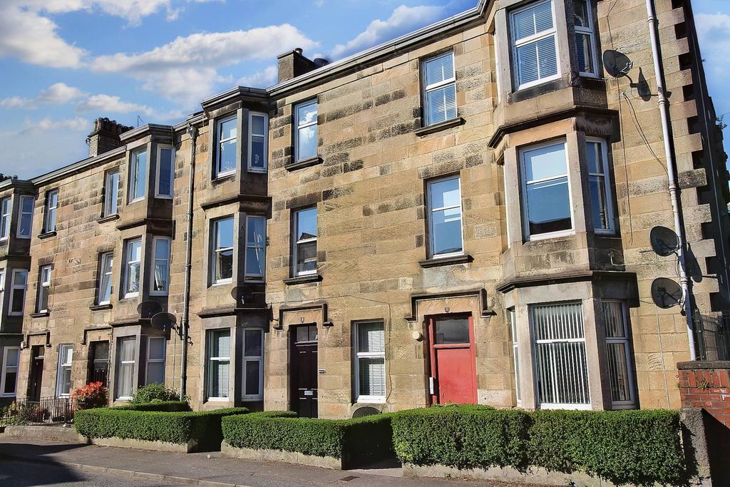 Hartfield Gardens, Dumbarton G82 2 bed flat £98,500