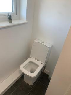 undefined, Room 5