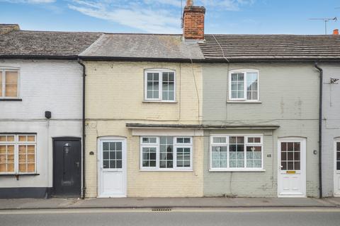 2 bedroom terraced house to rent, East Street, Farnham, Surrey, GU9