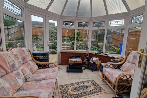 26 Aldergrove Close, Halesworth, IP19 8TB