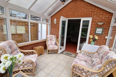 26 Aldergrove Close, Halesworth, IP19 8TB