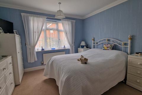 26 Aldergrove Close, Halesworth, IP19 8TB