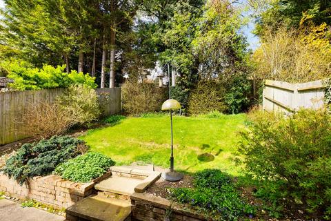 10 Teal Close, South Croydon, CR2 8SU