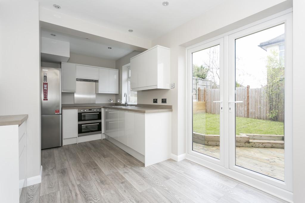 Highfield Road, Tunbridge Wells 3 bed semidetached house for sale £