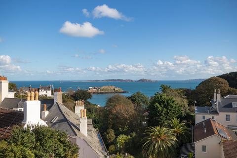 3 bedroom apartment for sale, George Road, St. Peter Port, Guernsey