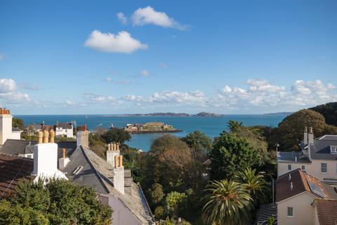 undefined, George Road, St. Peter Port, Guernsey