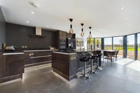 5 bedroom detached house for sale, Old Main Road, Costock