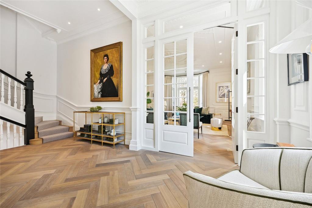 1st Floor Landing