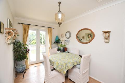 11 Old Rectory Walk, Capel St Mary, Ipswich, IP9 2HX