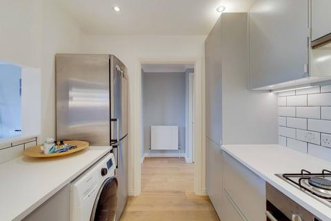 1 bedroom flat for sale, Kensal Road, Ladbroke Grove, London, W10
