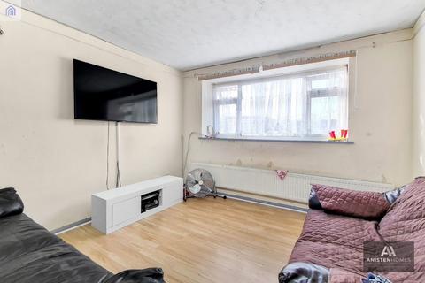 2 bedroom flat for sale, Norton Road Dagenham Essex
