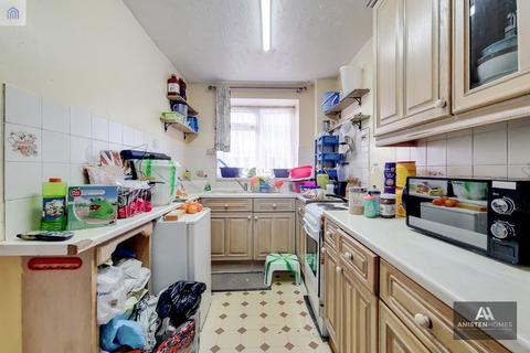 2 bedroom flat for sale, Norton Road Dagenham Essex