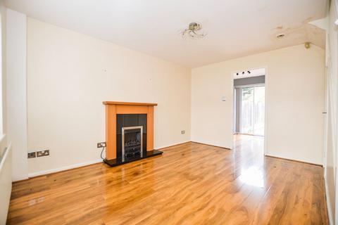7 Bramble Avenue, Salford, M5 3WR
