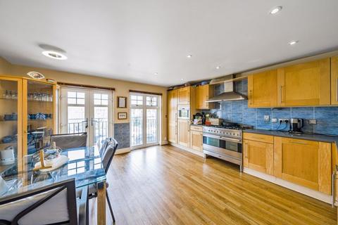 2b Avondale Road, South Croydon, CR2 6JA