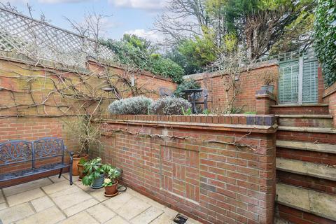 4 bedroom terraced house for sale, Masons Paddock, Dorking