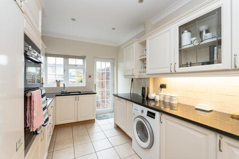 3 bedroom end of terrace house for sale, The Rookery, Westcott, Dorking