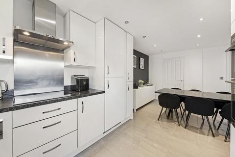 36 Hobby Drive, Corby, NN17 5FG
