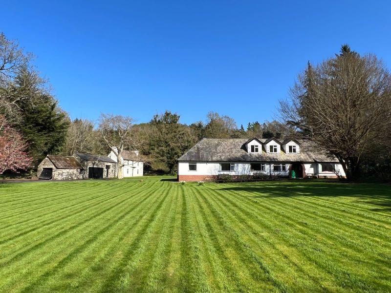 Glen Shogyl, Glen Road, Ballaugh 5 bed detached house for sale £950,000