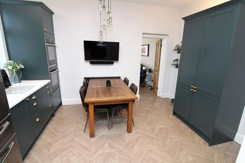 69 Carshalton Park Road, Carshalton, SM5 3SJ